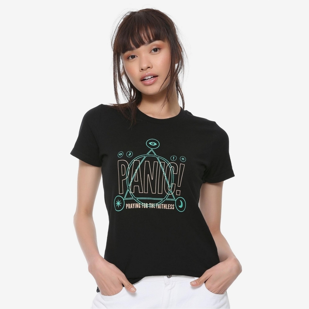 5 for $25 | NWT Hot Topic Panic! At The Disco Hey Look Ma! T-Shirt